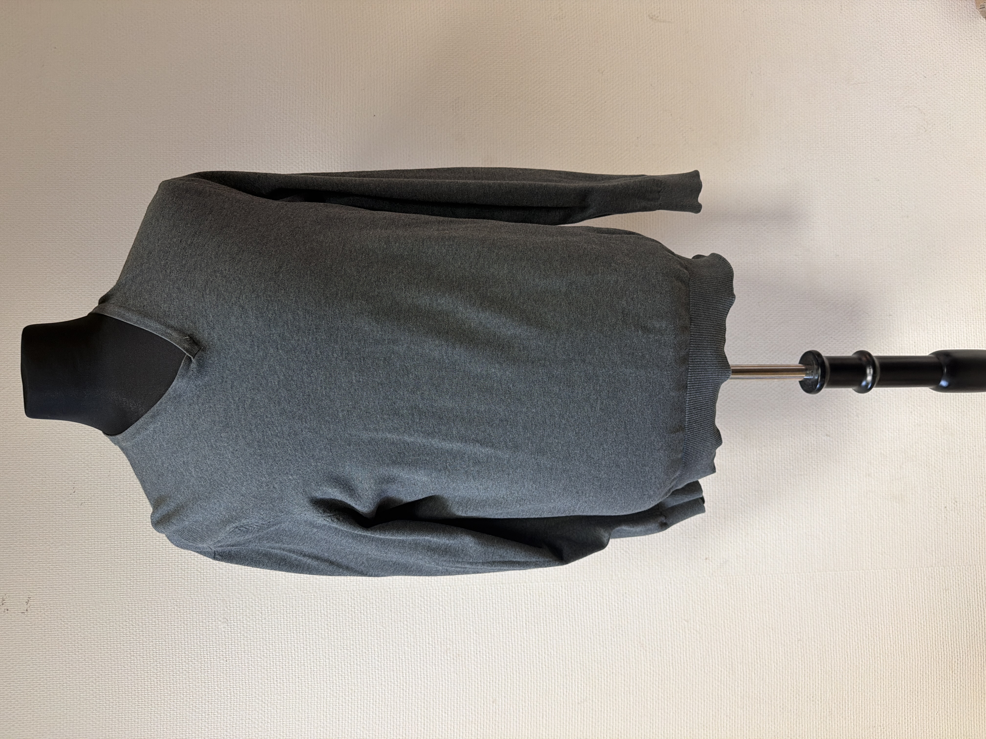 Pull léger marque Canda since 1925 très bon état taille XL