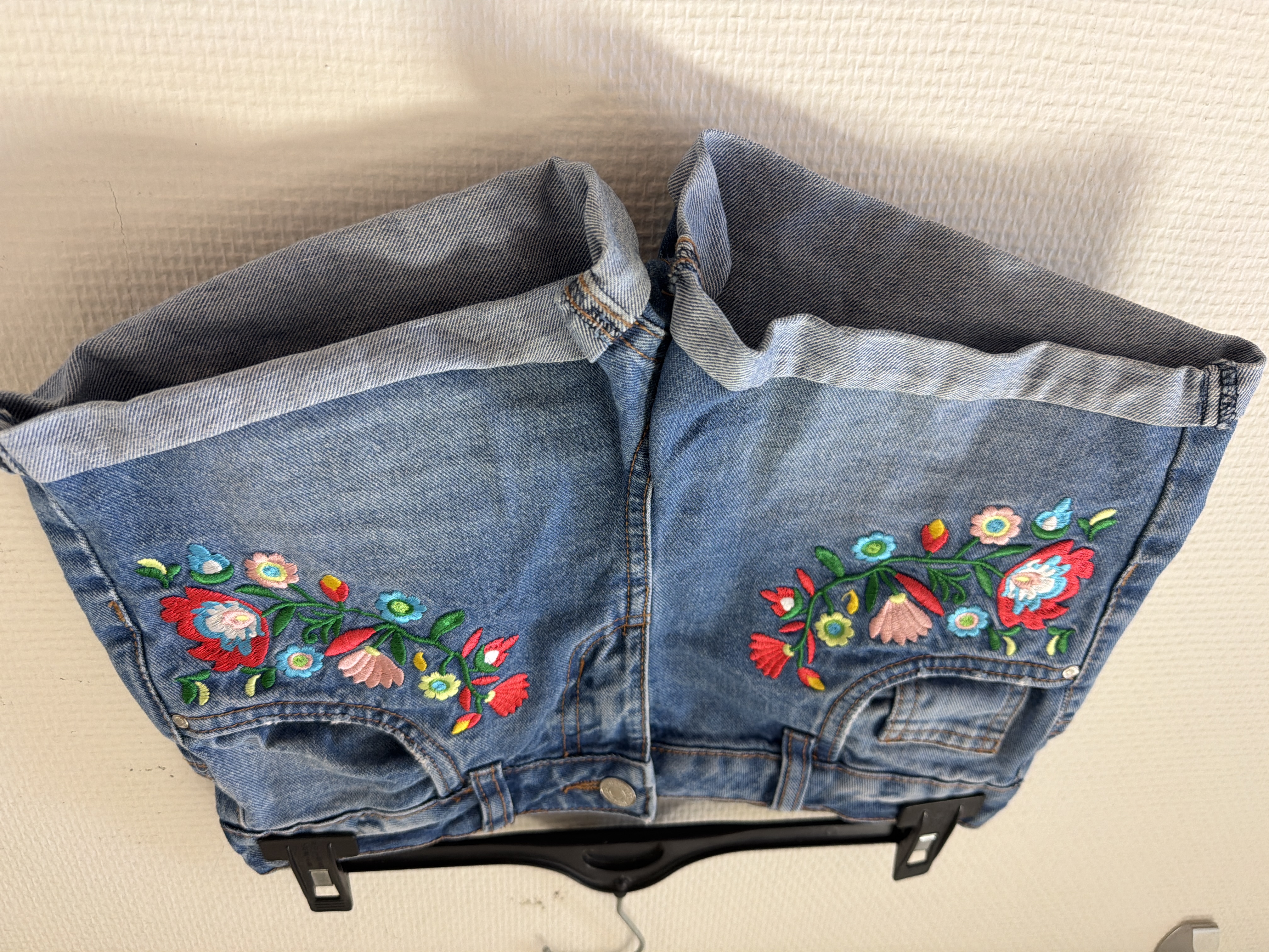 Short jeans âge 10 à 11 ans très bon état