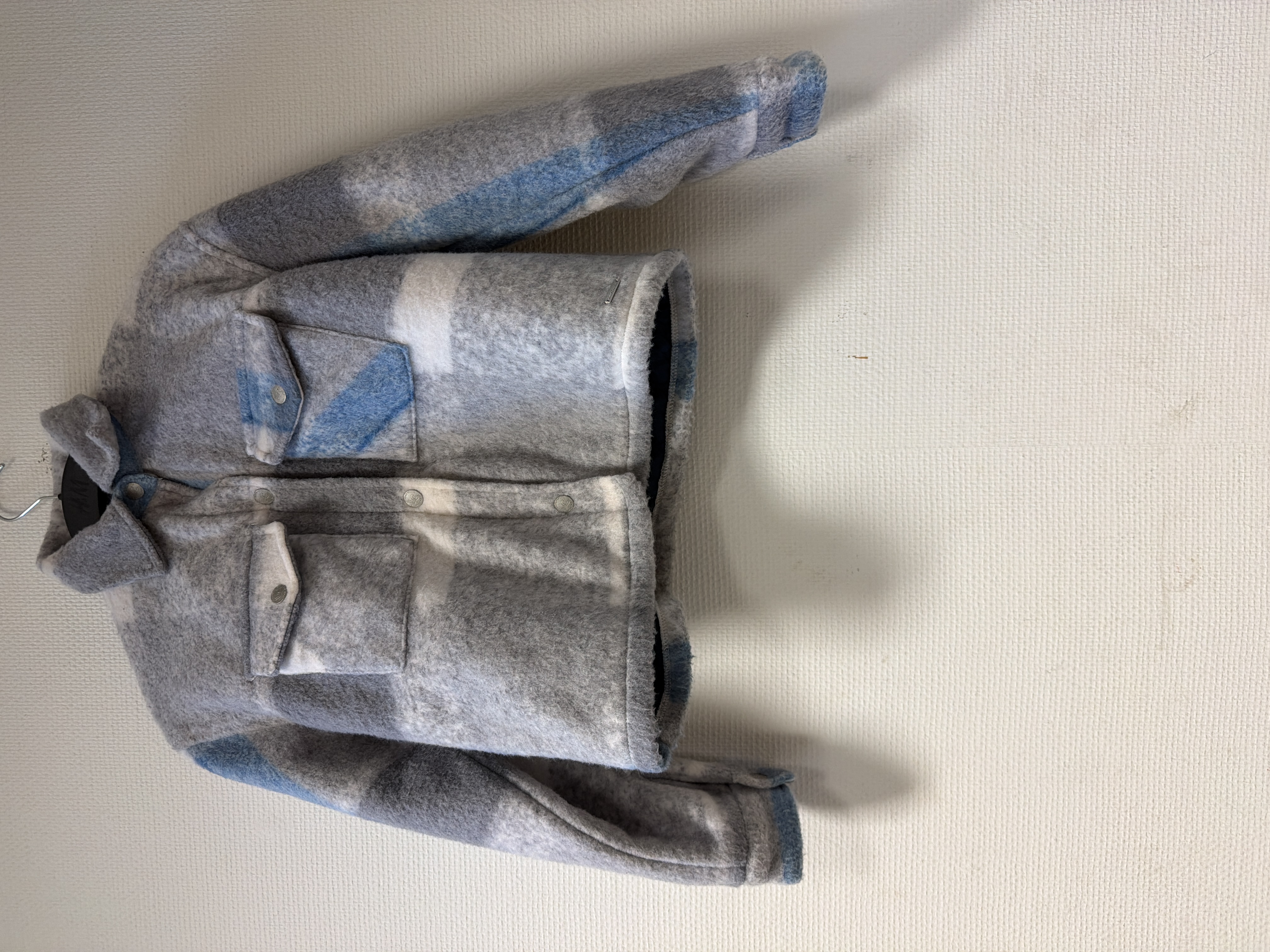 Veste LuluCastagnette âge 12 ans neuf sans étiquette